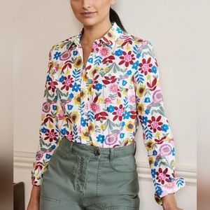 NWT Boden Classic floral button down shirt